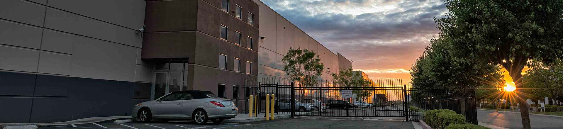 Americas_Sacramento-CA2-Data-Center_1920x440